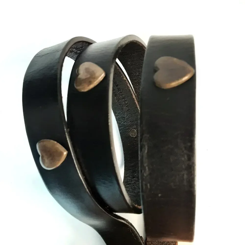 Womens Black Leather Brass Heart Studed Skinny Belt Size Medium Punk Moto